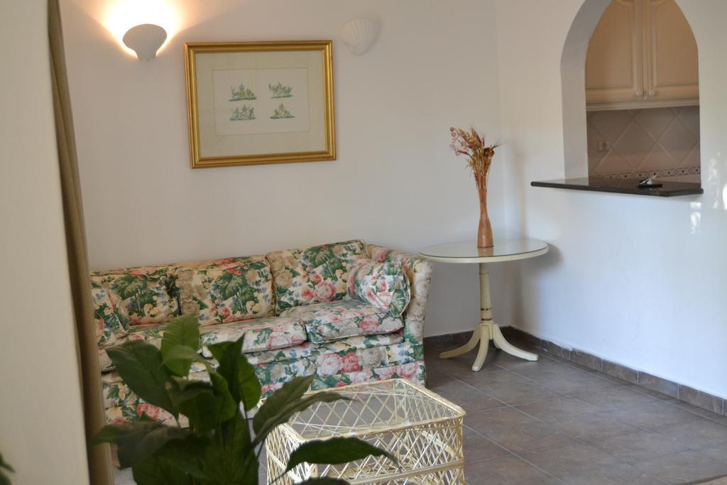 Palm Bay Apartment Luz エクステリア 写真